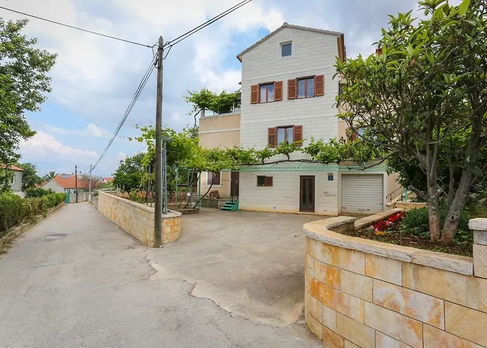 Keko Appartement Supetar